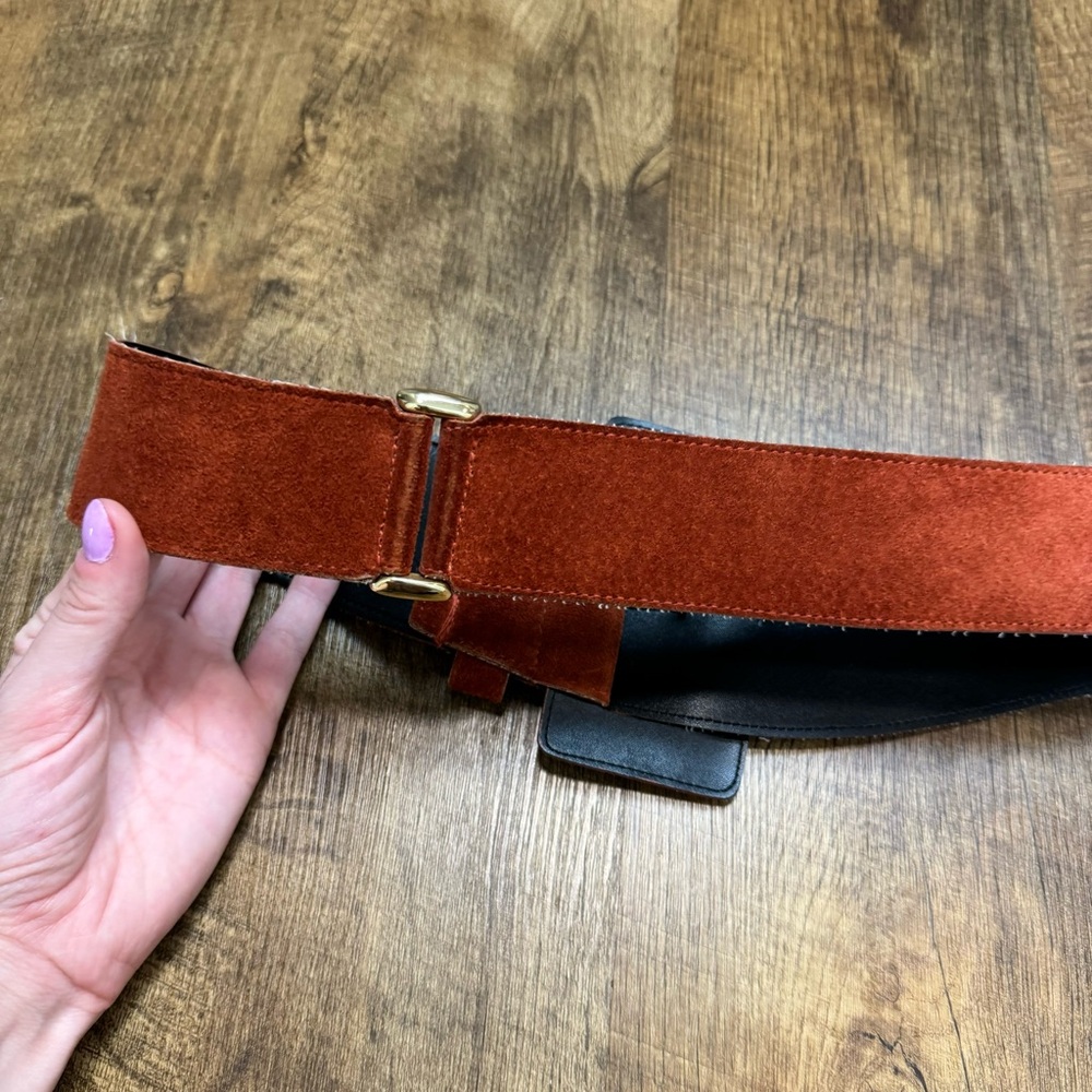 Express Rust Suede Belt - Picture 9 of 13
